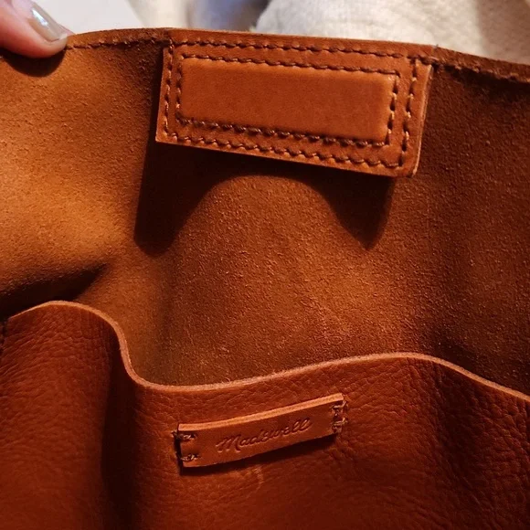 Madewell leather crossbody - Picture 4 of 10